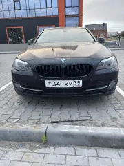 BMW 520I, 2012. Автомобиль марки BMW модель 520I, 2012 г.в., Идентификационный номер (VIN) WBAXG11010DY82249. Ознакомиться с документами, выставленного на продажу имущества можно в период с 19.06.2026 года по 24.07.2026 года в рабочие дни с 10:00 до 12:00 по адресу: Калининградская область, г…