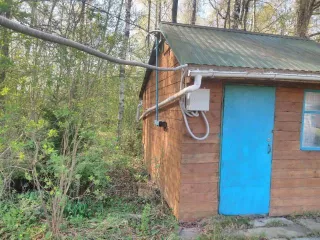 Земельный участок, площадь 400 +/- 7 кв.м., адрес: Калужская обл., г. Калуга, ул. Лесная, СНТ "Березка", уч. 519, кадастровый номер: 40:22:151801:450. Категория земель: земли населенных пунктов. Виды разрешенного использования: для садоводства. Здание, площадь 35 кв.м., назначение: нежилое, адрес…