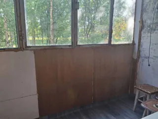 Доля квартиры 77.6 м² в Мурманской области, г. Апатиты, ул. Жемчужная, д. 8, кв. 27. Кадастровый номер: 51:14:0020702:1670.