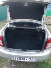 Lada Granta 2015 года выпуска, модель 219060. VIN: ХТА219060FY191881. Цвет – серебристый. Государственный регистрационный знак Е383ВУ 761.