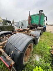 МАЗ 642208-230 грузовой тягач седельный, 2007 года выпуска, VIN Y3M64220870006347, цвет зеленый, государственный регистрационный знак Р979ВХ60
