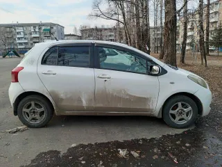 Toyota Vitz, 2005 года, 68 лс, 450000 км. Автомобили легковые: тойота витц, 2005 г.в., грз А430АМ79, совместная собственность супругов