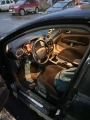 Ford Focus 2008 года, модель (X9F), VIN X9FHXXEEDH8Y0240.