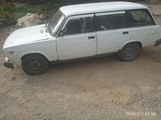 ВАЗ 21043, 1999 года выпуска, VIN XTA210430Y0735889, цвет белый, 68 лс, 150 000 км.