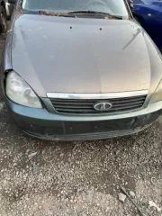 Автомобиль Лада 217030 Приора (LADA 217030 PRIORA), госномер У849МЕ124, 2013 г.в., VIN XTA217030D0446682, двигатель № 3236899, цвет коричневый. В нерабочем состоянии, частично разукомплектован. По кузову имеются вмятины. Документы отсутствуют.