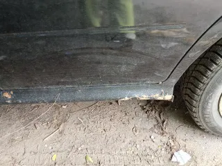 Автомобиль Skoda Octavia 2007 года выпуска, черный цвет, тип кузова комби (хэтчбек). Модель двигателя 975165, VIN TMBDK41U978870152, мощность 1000 л.с. (74 кВт), госномер Т703ЕО163. В связи с долгой неэксплуатацией сел АКБ, имеются следы ржавчины на кузове, потертости, внутри салона сняты дверные…