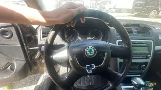 Skoda Octavia 2011, год выпуска: 2011, идентификационный номер VIN XW8CA41Z4CK252099. Имущество находится в залоге у ООО МКК Кредди