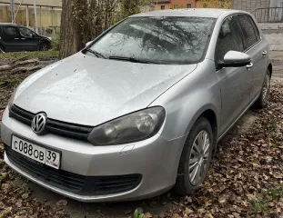 Volkswagen Golf 2011 г.в. VIN WVWZZZ1KZBW227885. Имущество расположено по адресу: Калининградская область, г. Калининград, ул. Мусоргского, д. 19, двор. Ознакомление с имуществом осуществляется в рабочие дни с понедельника по пятницу с 10-00 до 17-00 (местное время). По предварительной записи по…