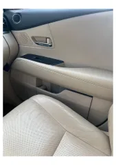 Lexus RX 270 2012 автомобиль марки Lexus модель RX 270 2012 г.в. VIN-номер JTJZA11A502011952 ознакомление с имуществом осуществляется по предварительной записи, предварительно направив запрос на адрес электронной почты: ay_sinicina23_torgi@mail.ru либо по телефону 7 996 376-32-34