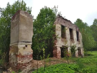 Усадьба Голицыных (с. Самуйлово), 2098,9 кв. м, Смоленская область. Объекты недвижимого имущества: здание Главный дом-90-е г., XIX вв. Усадьба Голицинных (с. Самуйлово) XVIII-XIX вв., площадью 1532,7 кв. м с кадастровым номером 67:03:0970101:484 (реестровый номер федерального имущества…
