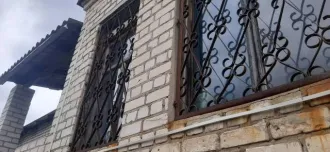Дом 128,6 кв.м и земельный участок 1202+/-12 кв.м в Волгоградской обл. Земельный участок, общей площадью 1 202 +/- 12 м2, кад. № 34:28:160003:860 и дом, общей площадью 128,6 м2, кад. № 34:28:160003:896, расположенные по адресу: Волгоградская обл., Среднеахтубинский р-н, п. Калинина, ул. Совхозная…