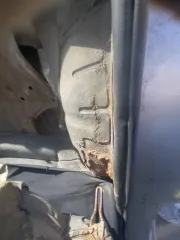 Nissan Cefiro 1997 года, 155 лс, 258148 км, АКПП. Транспортное средство, 1997 года выпуска, цвет белый (светло-серый). Заводится, на ходу. После аварии. Перед надо переваривать, и усиливать. Ест масло. Все пороги и арки переваривать, дно тоже гнилое, стойки, стаканы под замену. Коробка передач…