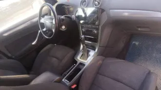 Ford Mondeo 2010 года, VIN X9FDXXEEBDAA37570.