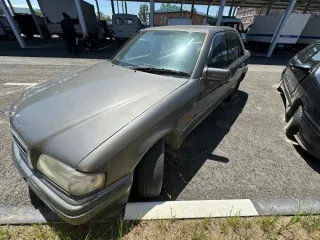 Транспортное средство марки MERCEDES BENZ C180, год выпуска 1994, цвет белый (темно-серый), VIN № WDB2020181F041412. Транспортное средство марки MERCEDES BENZ C180, год выпуска 1994, цвет белый (темно-серый), VIN № WDB2020181F041412. 1 Штука (шт) 
Вид транспорта: Легковой 
Назначение: pryamie…