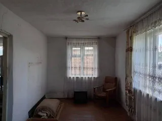 Дом 42,3 кв.м и участок 600 кв.м, Челябинская область: 2/3 доли дома и 2/3 доли земельного участка в Челябинской обл. ещё 2/3 доли дома и 2/3 доли земельного участка в Челябинской обл. ещё 2/3 доля в праве на жилой дом, площадь: 42,3кв.м., кадастровый номер: 74:17:0104002:198, и 2/3 доля в праве на…