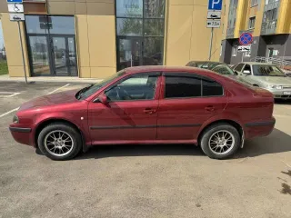 Skoda Octavia 2007, легковой автомобиль, марка: ШКОДА OKTAVIA, год изготовления: 2007, VIN: TMBDC41U478876342, ПТС: 77TO031395280420070Z, объем двигателя 75 лс, пробег 208976 км.
