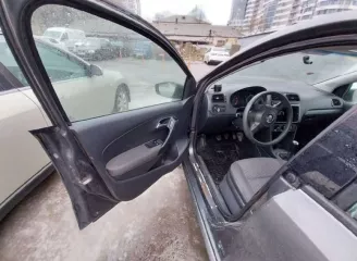 Автомобиль легковой, марка: Volkswagen, модель: Polo, VIN: WVWZZZ6RZCY521085, гос. рег. номер: А201МС761, год изготовления: 2011