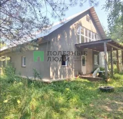 Жилой дом 125,1 кв.м и хозпостройка 117,7 кв.м, земельный участок 9515 кв.м, Кировская область Жилой дом с зданием хозпостройки на земельном участке с кадастровым номером 43:12:330603:14 Здание, назначение: жилой дом, кадастровый номер 43:12:330603:113, площадью 125,10 кв.м., с зданием хозпостройки…