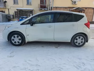 Продажа автомобиля Nissan Note 2016 года выпуска, номер кузова E12-474272.