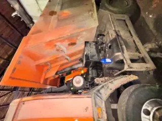 Грузовой самосвал КАМАЗ 65115, 2005 года выпуска, VIN XTC65115051111476, гос. рег. знак Н163ОХ42 (разукомплектован, требует ремонта)