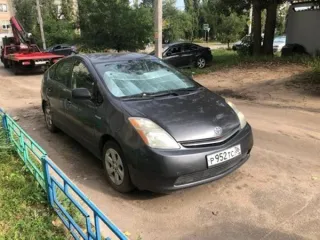 Toyota Prius 2007 года, госномер Р952ТС36, VIN JTDKB20U573253275, синий цвет. Имеются повреждения ЛКП по всему кузову, вмятины с деформацией задней правой двери и крыла, трещины переднего и заднего бампера с нарушением ЛКП. Ключи и документы отсутствуют.
