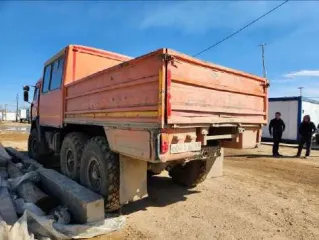 Автомобиль УАЗ-374195, VIN XTT374195J1201600, шасси 374100H0418796, 2017 г.в., гос. номер А 725 ВН 763. Находится в Еврейской автономной области, п. Волочаевка 1. Автомобиль самосвал КАМАЗ-6520-43, VIN XTC652004H1371227, 2017 г.в., гос. номер А 739 АХ 763. Находится в Приморском крае, г…