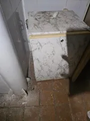 Оборудование для пивоварения и общепита: баллон CO2 9 штук, баллон CO2 10 литров 5 штук, весы MIDL P 150 1 штука, колонка Cobra Bashnya Ulyanovsk на 2 пр. 3 штуки, компрессор SK 175 1 штука, электропарогенераторная установка Geyzer OS 1 штука, холодильная камера KKh 4U 1 штука, танк пивной 17 штук…