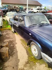 Автомобиль ГАЗ 3110, госномер У893ОХ124, 2000 года выпуска. Рабочее состояние и комплектность автомобиля не проверялось. Находится в Уярском районе, имущество обращено в доход государства. Документы отсутствуют. Пробег: 0. Вид транспорта: легковой. Объем двигателя: не установлен. Коробка передач…