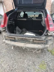 Citroen C4 2008 года, черный цвет. VIN: VF7LA5FWC74913901, ПТС: 78УЕ 224179, госномер: О805ХУ161. Бензиновый двигатель объемом 1598 куб. см, мощность 120 л.с. (88 кВт), экологический класс 4. Максимальная масса 1727 кг, масса без нагрузки 1296 кг. Залоговый кредитор ООО МФК «Кэшдрайв». Осмотр по…