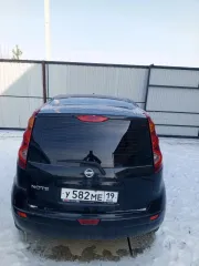 Nissan Note, 2010. Автомобиль марки NISSAN модель Note 2010 г.в. VIN-номер SJNFAAE11U2100859. С имуществом можно ознакомиться по адресу: Республика Хакасия, Усть-Абаканский район, д.Чапаево, переулок Дачный,10, предварительно связаться с контактным лицом по тел. +79135418778.
