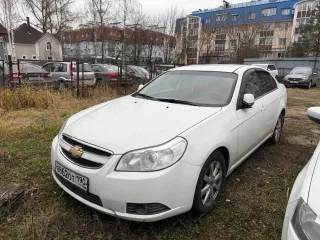 Chevrolet Epica 2011 года, VIN: XUULA69KJB0003213, госномер: В862ОТ190. Двигатель: модель X20D1, номер 148578K, мощность 105 кВт (143 л.с.), объем 1993 см³. Кузов: XUULA69KJB0003213, цвет белый. Разрешенная максимальная масса 1985 кг, масса без нагрузки 1575 кг. В наличии ПТС 39НЕ812119 и СТС…
