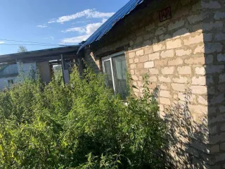 Дом 36 кв.м и земельный участок 4046 кв.м, Орловская область. Земельный участок 4046 кв.м, кадастровый номер 57:09:0080101:88, и стоящее на нём здание 36 кв.м, кадастровый номер 57:09:0080101:254, по адресу: Орловская обл., р-н Кромской, с.п. Апальковское, с. Коровье Болото, д. 122.