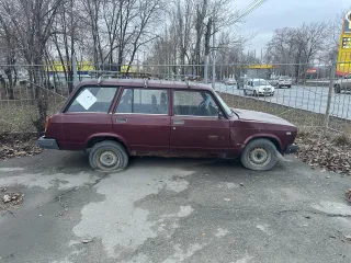 ВАЗ 21041-40 2012 г.в., г/н Т869ЕТ64, VIN: Z9Z210410C0119908, модель, № двигателя: 21067 9927350, кузов (кабина) №: Z9Z210410C0119908, цвет кузова: красный перец (красный), государственный регистрационный знак: Т869ЕТ64 (автомобиль находится на платной стоянке, обязанность по вывозу автомобиля со…