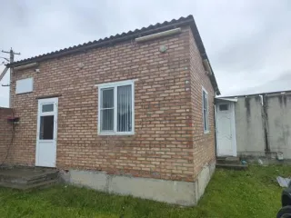 Производственная база 5169.3 кв.м Республика Ингушетия. Нежилое здание, площадь 1 569,3 кв.м., кадастровый номер 06:01:1200002:2142. Земельный участок, площадь 3 600 кв.м., кадастровый номер 06:01:1200001:980, для строительства производственной базы. Контора, литер Г1, площадь застройки 43,4 кв.м…