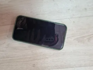 iPhone 11, 12, 12 Pro, 12 Pro Max. 1. Мобильный телефон марки «iPhone». 2. Телефон "Айфон 11". 3. Телефон "Айфон 12". 4. Мобильный телефон марки "Apple iPhone 12 Pro Max". 5. Мобильный телефон марки «Apple» модели «iPhone 12 Pro», в корпусе синего цвета, в защитном чехле черного цвета. Имущество…