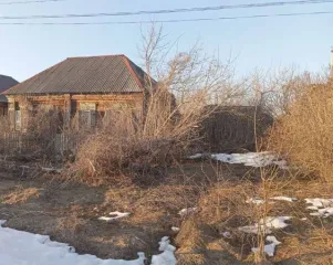 1/3 доли жилого дома и земельного участка, Саратовская область. Здание, площадь 51.5 кв.м., назначение: Жилой дом, адрес (местонахождение): Россия, Саратовская область, м.р-н Балтайский, с Царевщина, ул Советская, д. 31, кадастровый (условный) номер: 64:07:070101:1958. Находится в долевой…