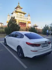 KIA Optima, 2019 год, 150 л.с., 177242 км, АКПП. Легковой автомобиль, марка: КИА JF (OPTIMA), год изготовления: 2019, цвет: белый, VIN: XWEGT411BL0011007, ПТС: 23 PT 382273, г/н: Е859ХО08. Техническое состояние автомобиля удовлетворительное. Автомобиль на ходу. Резина зимняя. Двигатель, коробка…