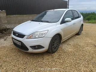 Ford Focus 2011, VIN X9FPXXEEDPBE75034, год выпуска 2011. Находится в залоге у ООО «РЕЗОРТ БАНК» (до переименования 06.08.2026 - ООО МФК «КЭШДРАЙВ»), ИНН 7459006240.