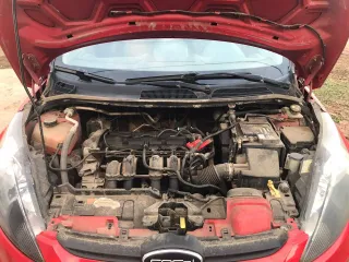 Ford Fiesta 2011 года выпуска, VIN WF0JXXGAJJBK4347. Автомобиль не эксплуатировался около года, не на ходу по неизвестной причине. Имеются повреждения колёс (шин), элементов ходовой части, стекол, фар, указателей поворота, стоп-сигналов, зеркал, а также царапины, сколы, потертости лакокрасочного…