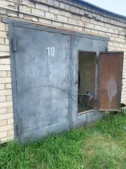 Гараж 21.2 кв.м Псковская область, Псков, проезд Гаражный, дом 5А, Гаражный кооператив "Энергетик" №53, бокс 18. Назначение: Нежилое, количество этажей: 1. Кадастровый номер: 60:27:0070103:1298. Находится в совместной собственности.
