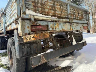 Прицеп бортовой СЗАП83520, г/н КК428323, г/в 1991, шасси 8352АМ0055236, цвет голубой. Продается по фактическому состоянию, дефектовка и диагностика технического состояния имущества не производилась. Возможны скрытые неисправности.