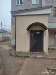 Помещение, назначение: нежилое, наименование: магазин смешанных товаров, этаж №1, площадь 57,4 кв.м., кадастровый (или условный) номер: 67:25:0010205:191; расположенное по адресу: Смоленская область, Ярцевский район, г Ярцево, ул. Макаренко, д. 4, вид права: собственность.