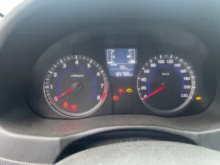 Hyundai Solaris 2014, автомобиль марки Hyundai модель Solaris 2014 г.в., VIN-номер Z94CT41DAFR343367. Ознакомление с имуществом производится по адресу: Челябинская область, г. Челябинск, ул. Героев Танкограда, д. 38, с момента публикации сообщения о продаже имущества и до окончания приема заявок по…