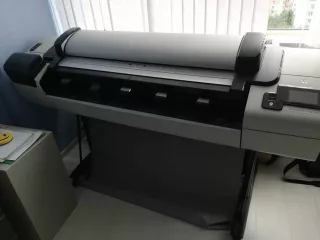 МФУ  плоттер  HP DesignJet T2300 eMFP, 2011 г/в МФУ  плоттер  HP DesignJet T2300 eMFP, 2011 г/в, использовался несколько раз.