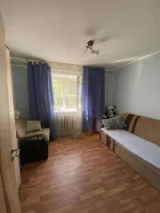 Квартира 44,2 кв. м, расположенная по адресу: Краснодарский край, Туапсинский р-н, пгт Новомихайловский, Совхозная ул, д.17, кв.5, с кадастровым номером: 23:33:0804007:275.