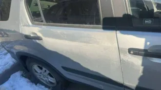 Honda CR-V 2004 года, 158 лс, полный привод, АКПП. Транспортное средство ХОНДА ЦРВ, 2004 года выпуска, кузов JHLRD78894C046531, государственный регистрационный номер С190КЕ54 ТС б/у, возможно наличие скрытых дефектов. Документы на транспортное средство отсутствуют.