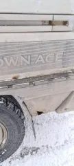Легковой автомобиль Toyota Town Ace, 1991 г.в., цвет: светло-серый, г/н: В713НО41, модель, номер двигателя: 2139291, номер кузова: CR305089590, мощность двигателя, лс (кВт): 88 (65), объем двигателя, см.куб: 1974, разрешенная максимальная масса: 2020 кг, масса без нагрузки: 1580 кг.