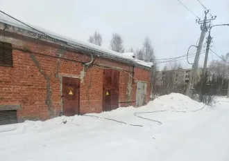 Нежилое здание гаража, этажность: 1, общей площадью 245,7 кв. метра с кадастровым номером 66:58:0120001:644, расположенное по адресу: Свердловская область, г. Первоуральск, ул. Сакко и Ванцетти, д. 17, и земельный участок, на котором оно расположено, с кадастровым номером 66:58:0120001:3369…