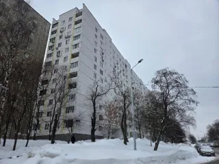 Жилое помещение 88,8 кв. м, Москва, ул. Корнейчука. Жилое помещение по адресу: г. Москва, ул. Корнейчука, д. 32, кв. 327, общей площадью 88,8 кв. м (этаж № 01), кадастровый номер 77:02:0002003:6387. Вид жилого помещения: жилое. Общая площадь: 88,8.