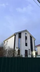 Дом 177,2 м² и участок 490 м² в Ростовской области. Жилой дом с правом регистрации проживания, расположенный на дачном земельном участке, количество этажей: 3, в том числе подземных 1, общей площадью 177,2 кв.м., расположенный по адресу: Россия, Ростовская область, г. Ростов-на-Дону, Первомайский…